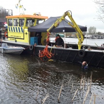 Werkschip Haaften bezig met onderzoek naar explosieven
